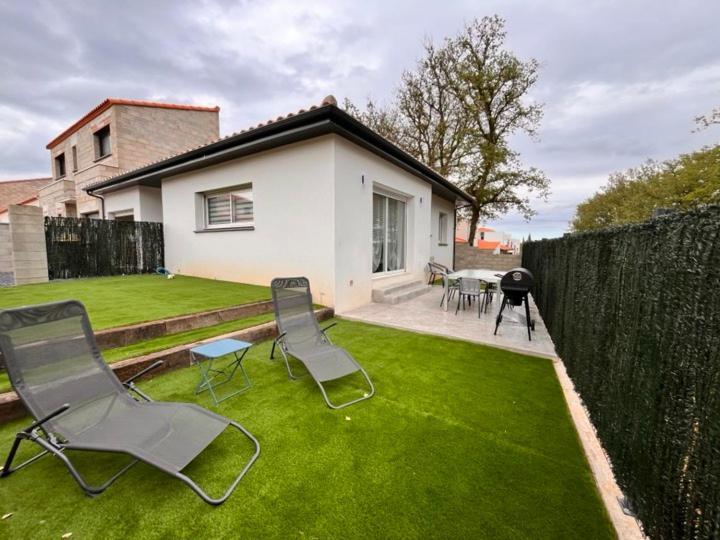 Villa L'Eden Des Aspres Thuir Exterior foto
